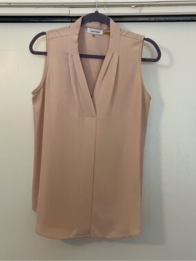 Calvin Klein Sleeveless V-Neck Camisole in Blush Pink